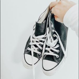 Black high top converse